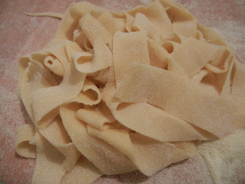 fettucine pasta by hand cooking class rome