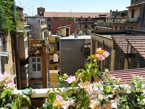 rome cooking class flowers balcony pasta lesson